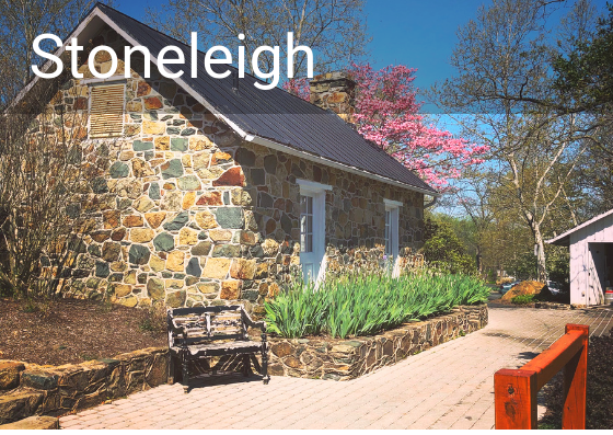 Stoneleigh Country Club community in Round Hill